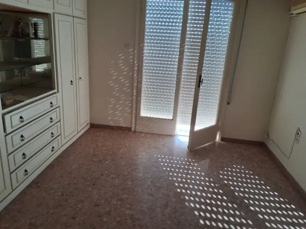 1000038407