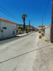 ΔΡΟΜΟΣ ΠΡΟΣ ΜΑΥΡΑ ΛΙΘΑΡΙΑ 1