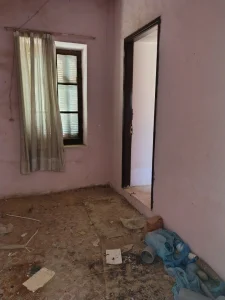 ΔΩΜΑΤΙΟ ΔΙΠΛΑ ΑΠΟ ΤΟΥΑΛΕΤΑ