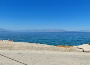 ΘΕΑ ΑΠΟ ΣΠΙΤΙ 1