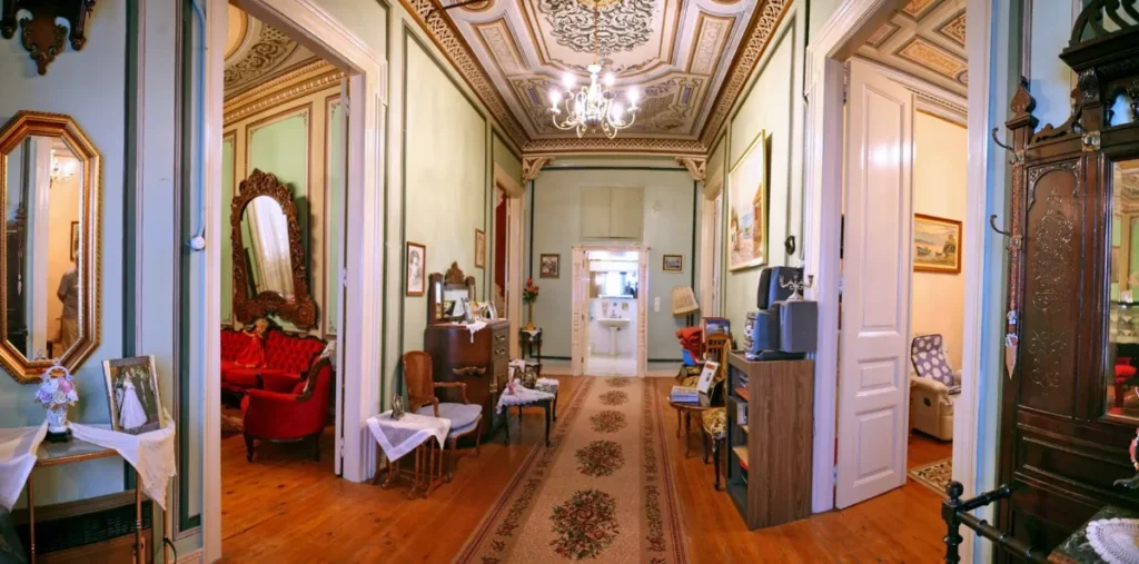 Διαμέρισμα προς Πώληση, 210 τ.μ., Ευστρατίου Βοστάνη, Μυτιλήνη