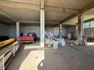 Επαγγ. Στέγη προς Ενοικίαση, 400 τ.μ., Κομποιι