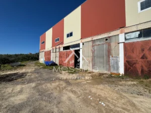 Επαγγ. Στέγη προς Ενοικίαση, 400 τ.μ., Κομποιι