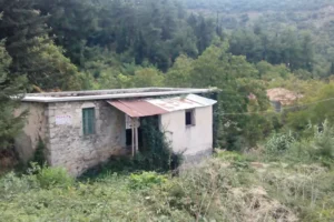 Γη προς Πώληση, 583 τ.μ., Αροανία