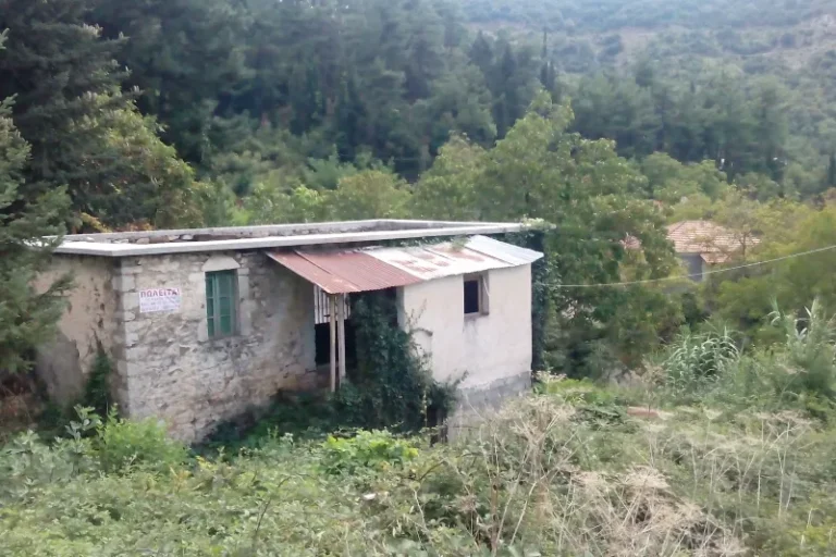 Γη προς Πώληση, 583 τ.μ., Αροανία