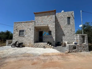 Κατοικία προς Πώληση, 120 τ.μ., Άγιος Νικόλαος Δυτικής Μάνης Μεσσηνίας