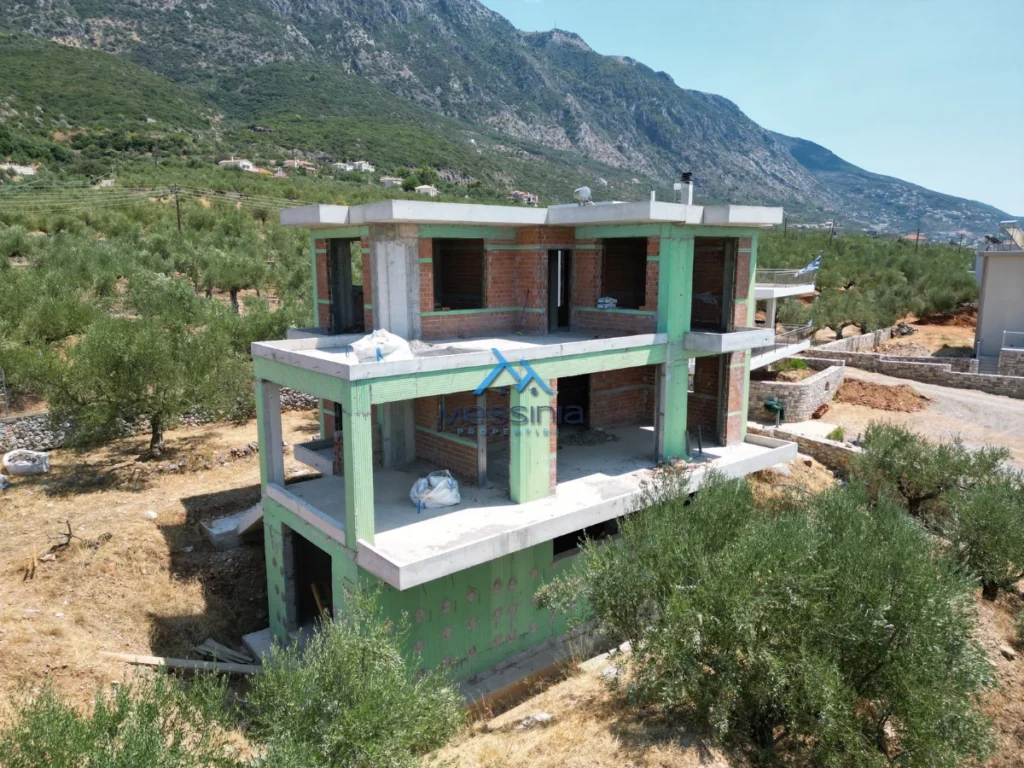 Κατοικία προς Πώληση, 200 τ.μ., Βεργα