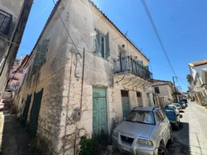 Κατοικία προς Πώληση, 300 τ.μ., Κορώνη