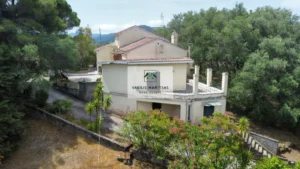 Κατοικία προς Πώληση, 240 τ.μ., Γαρδελαδεςι